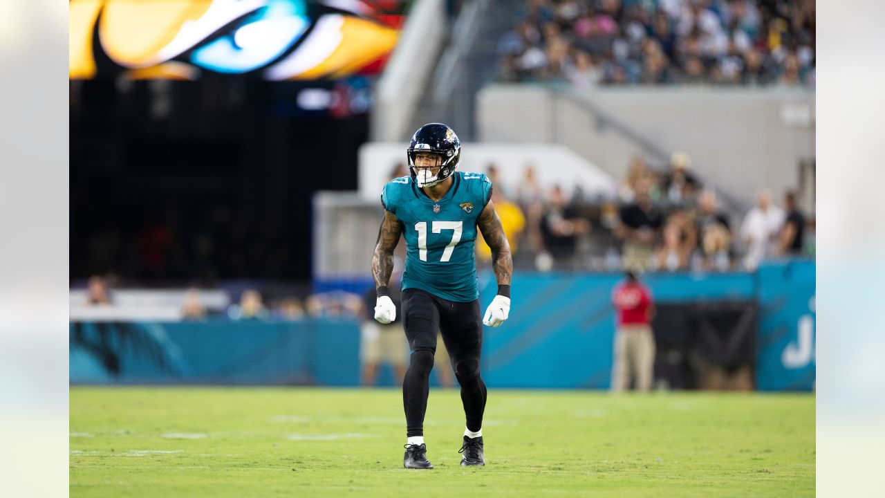 Jacksonville Jaguars defensive tackle Folorunso Fatukasi (94) warms up  prior to an NFL Football game in Arlington, Texas, Saturday, August 12,  2023. (AP Photo/Michael Ainsworth Stock Photo - Alamy