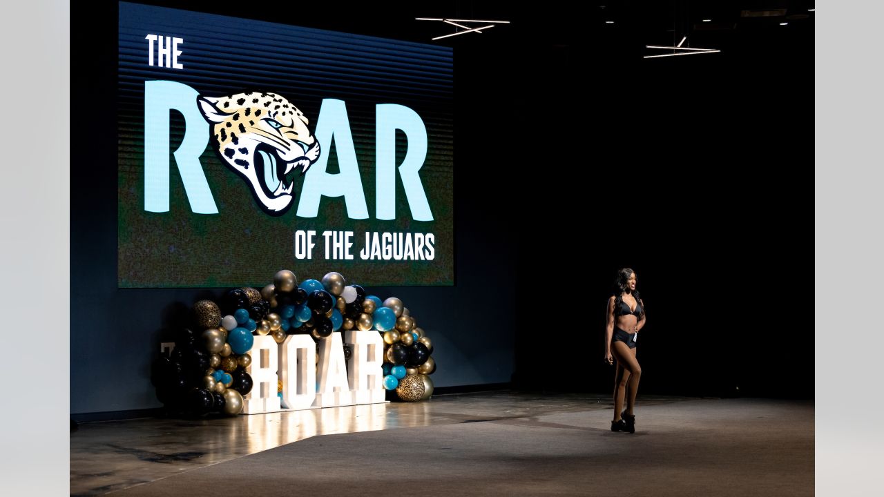 Jacksonville Jaguars - The #ROAR Photo of the Week is of Rachel! You could  be in the The ROAR of the Jaguars' next calendar. Sign up for auditions  here: