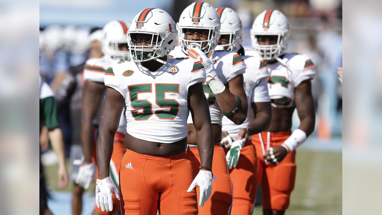 Jaguars select Miami (FL) LB Shaquille Quarterman with pick No. 140