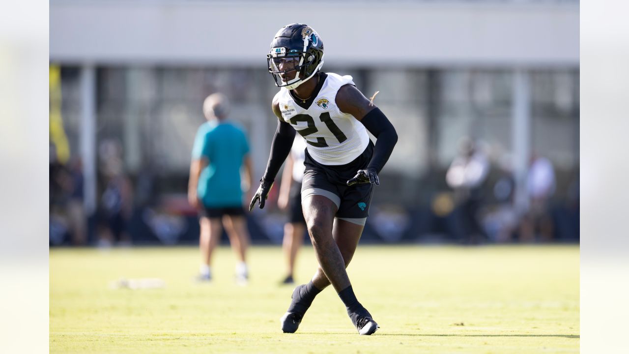 Help on the way: Jags getting LT Cam Robinson back from 4-game suspension  for performance-enhancers, National