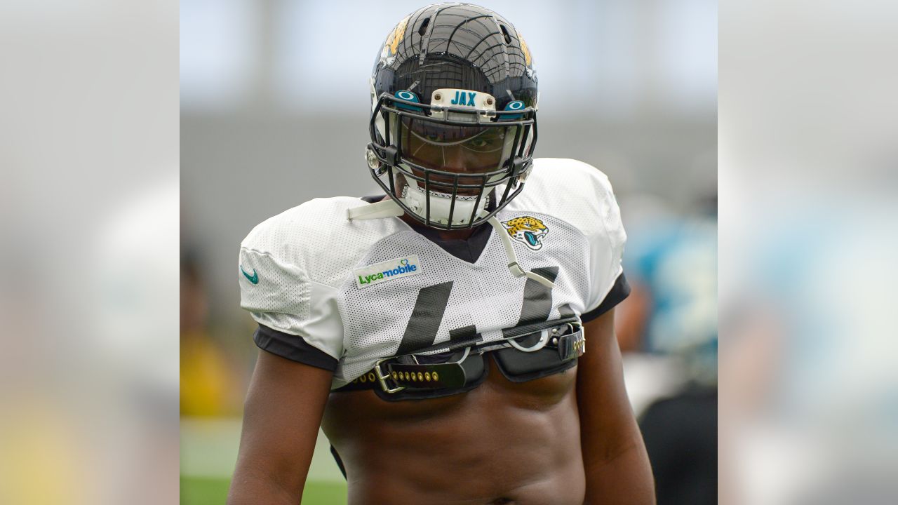 Training camp around the AFC: Jalen Ramsey sustains knee injury