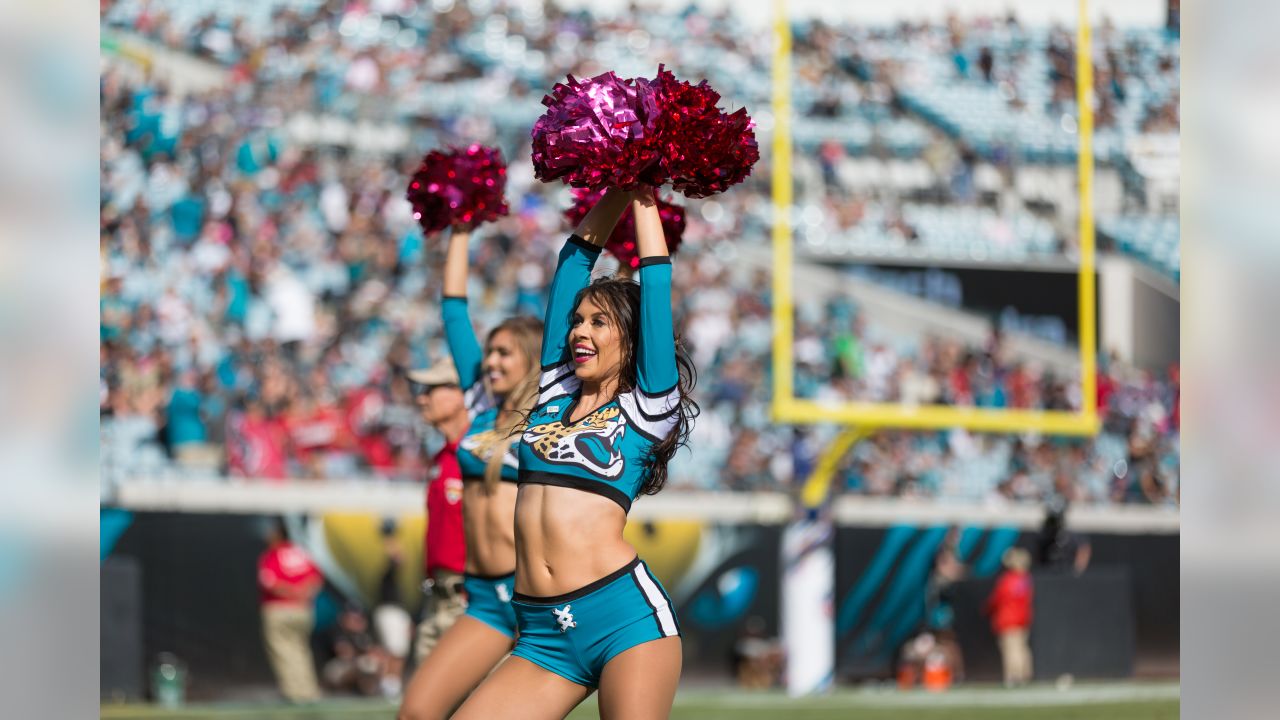 \ud83d\udd12 Cheer on the Jaguars as they take on the Texans