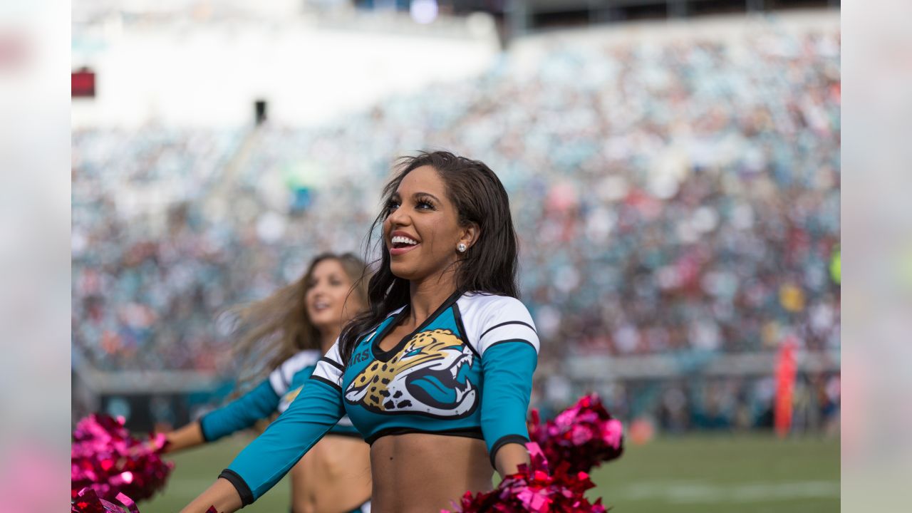 The ROAR Of The Jaguars–Salute To Service Game Versus Texans – Ultimate  Cheerleaders