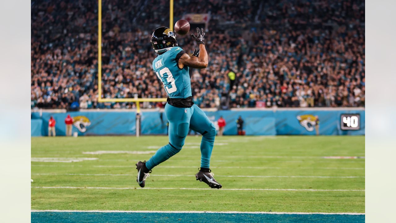 Jacksonville Jaguars safety Andre Cisco (5) warms up before an NFL football  game against the Tennessee Titans, Saturday, Jan. 7, 2023, in Jacksonville,  Fla. (AP Photo/John Raoux Stock Photo - Alamy