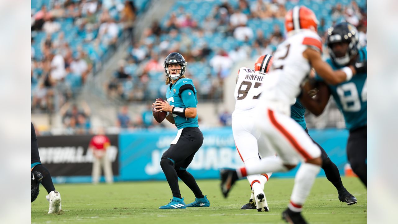 Browns-Jaguars Final Score: Rookies thrive as Cleveland wins first preseason  game 24-13 - Dawgs By Nature