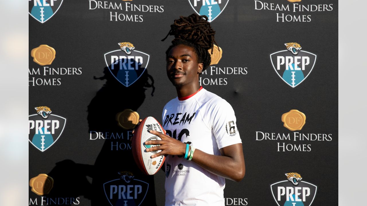 PHOTOS  2022 Jaguars QB Skills Challenge