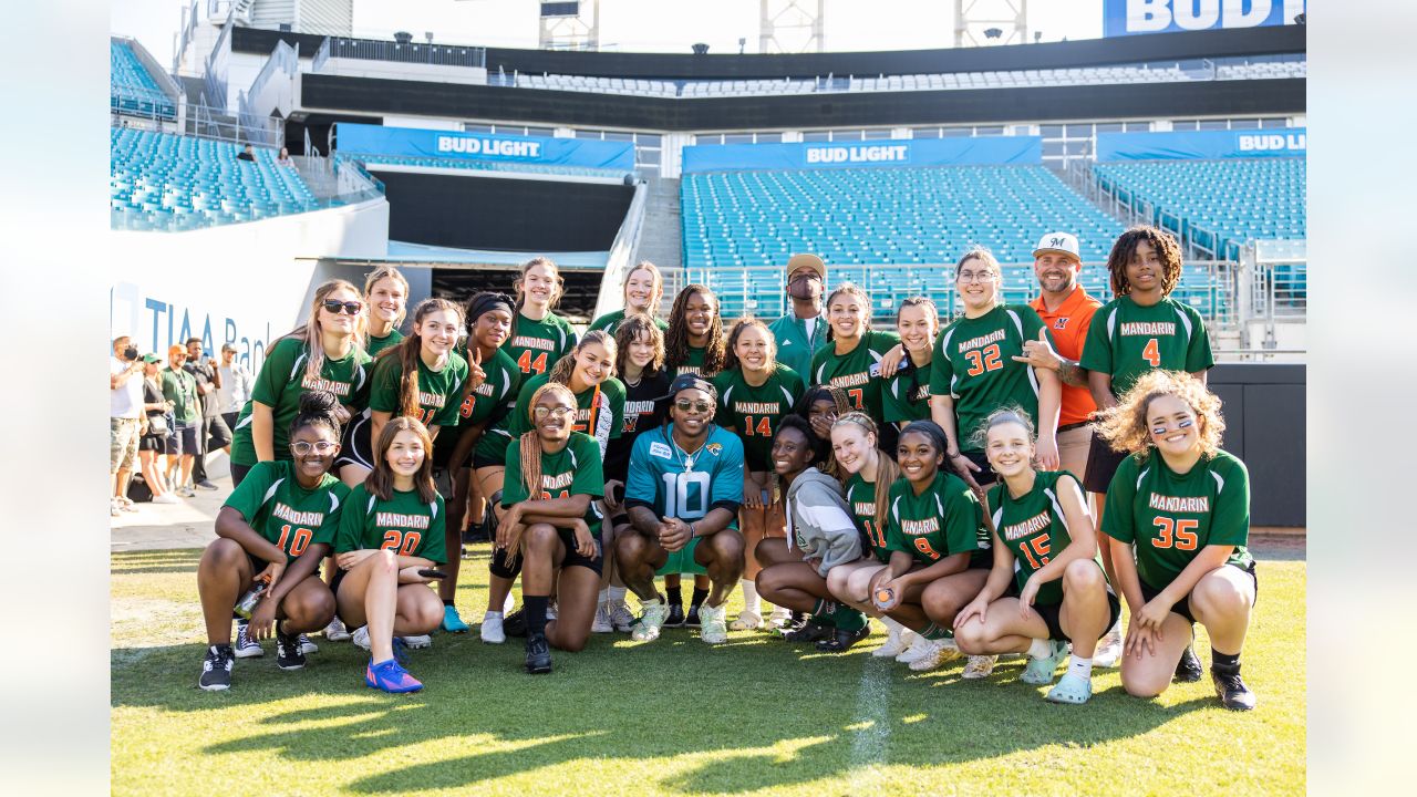 FLAG FOOTBALL: Jacksonville Jaguars gets 2022 season started for 24 teams  in 2022 Girls Flag Football Preseason Classic –