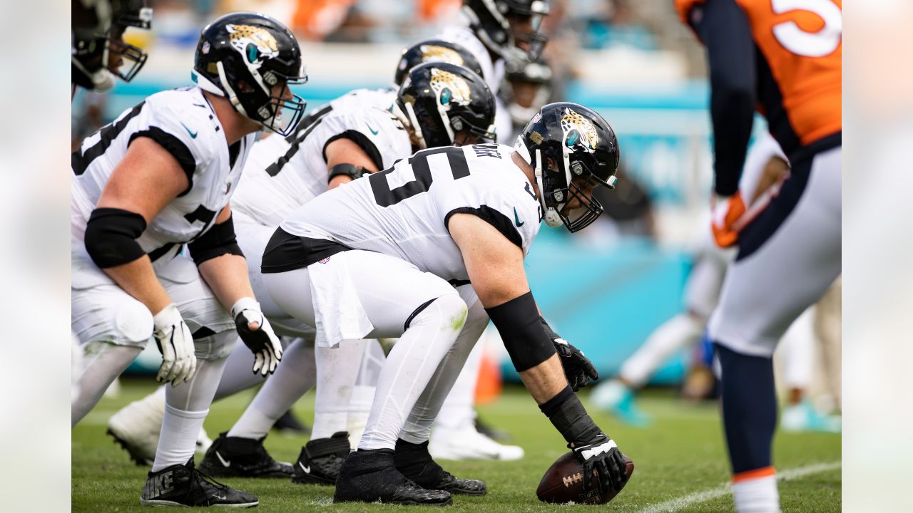 PHOTOS: Denver Broncos at Jacksonville Jaguars in NFL Week 2