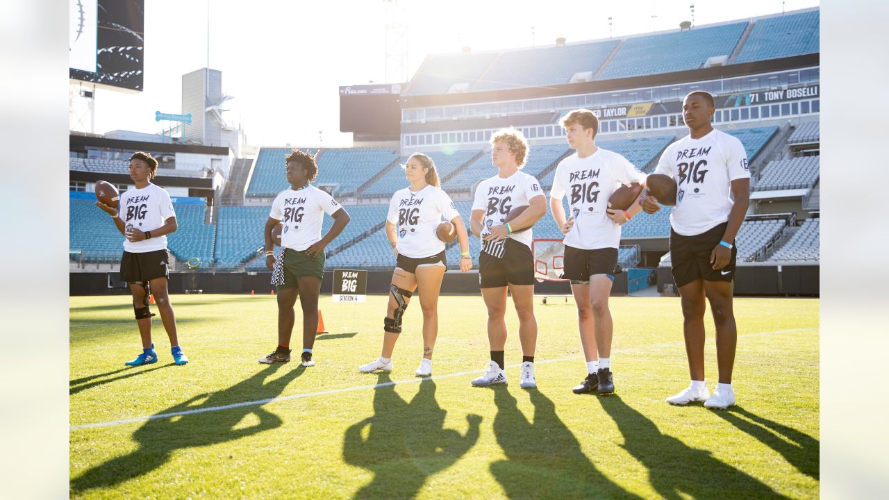 Jacksonville Jaguars host over 175 athletes for quarterback skills  challenge - Sports Illustrated High School News, Analysis and More