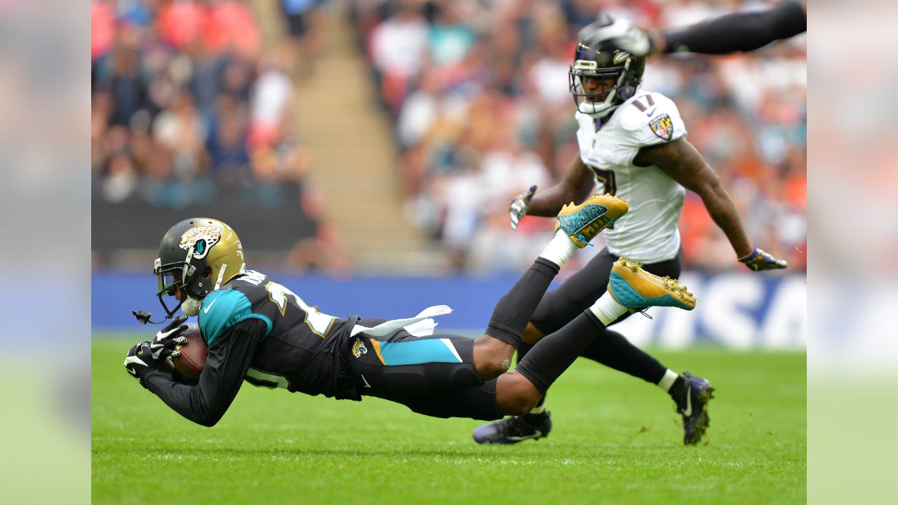 Jaguars star CB Jalen Ramsey reports to camp following birth of 1st child  NFL - Bally Sports