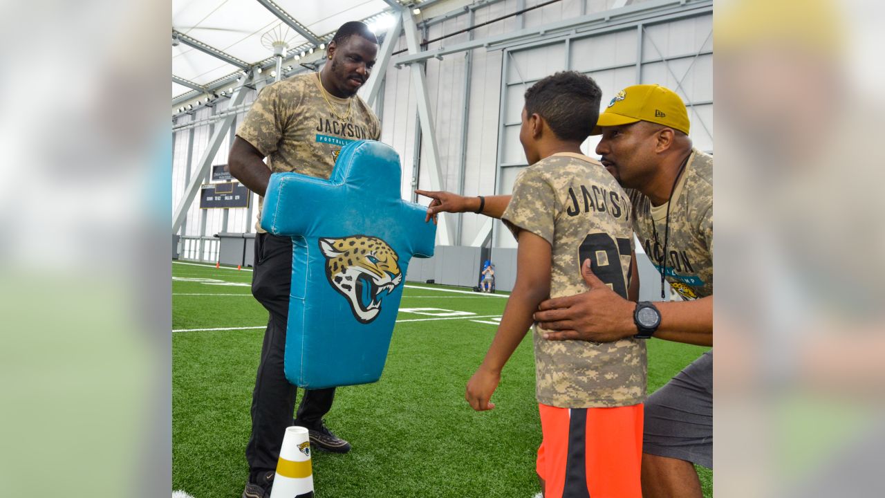 Jaguars defensive tackle Malik Jackson hosts football camp for military  children