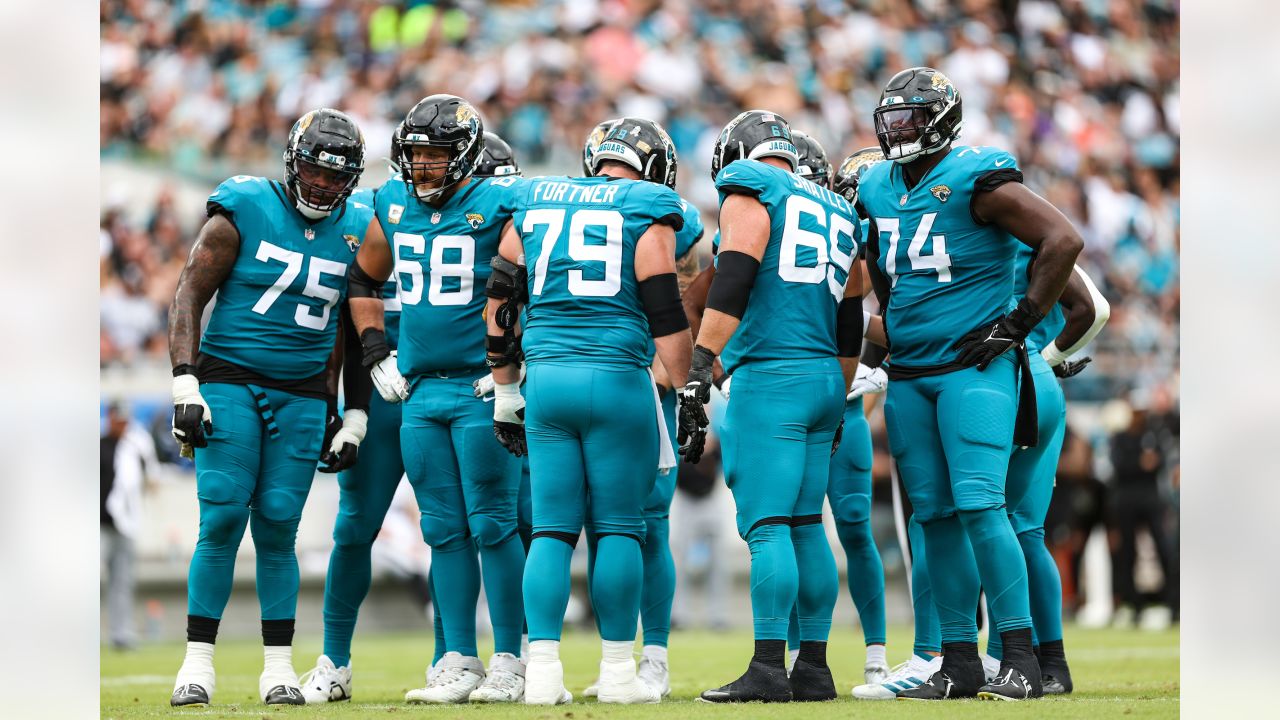 Jaguars rally from 17-0 deficit to beat Raiders 27-20 National News - Bally  Sports