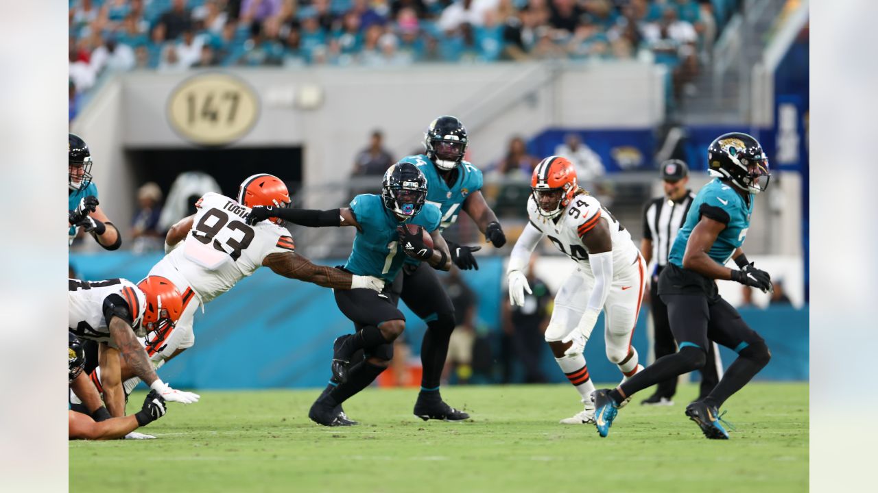 Browns defeat Jaguars in preseason opener, Cleveland Browns defeat the  Jacksonville Jaguars, 24-13. #CLEvsJAX, By NFL Game Recaps