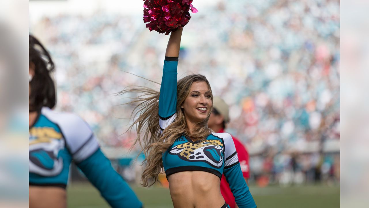 \ud83d\udd12 Cheer on the Jaguars as they take on the Texans