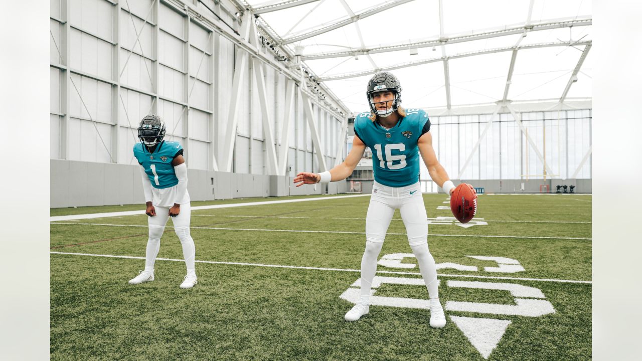 Trevor Lawrence Shows Off New Jaguars Uniform – OutKick