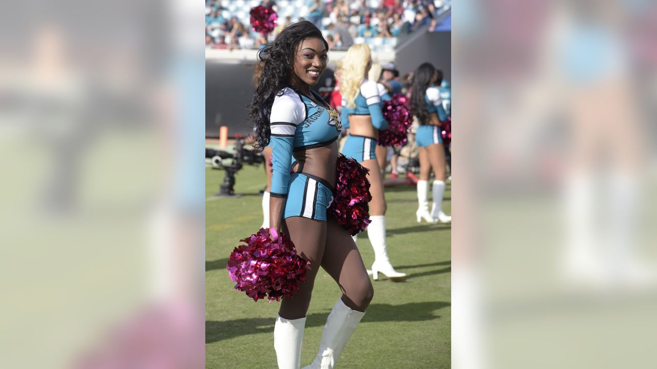 \ud83d\udd12 Cheer on the Jaguars as they take on the Texans