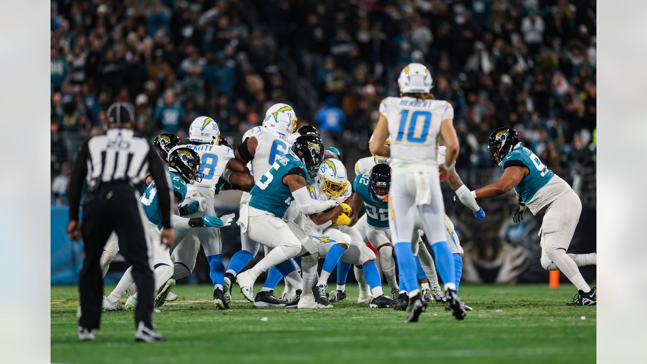 Jacksonville Jaguars rally from a 27-0 deficit to stun the LA Chargers  31-30 in the wild-card round of the NFL playoffs – The Morning Call