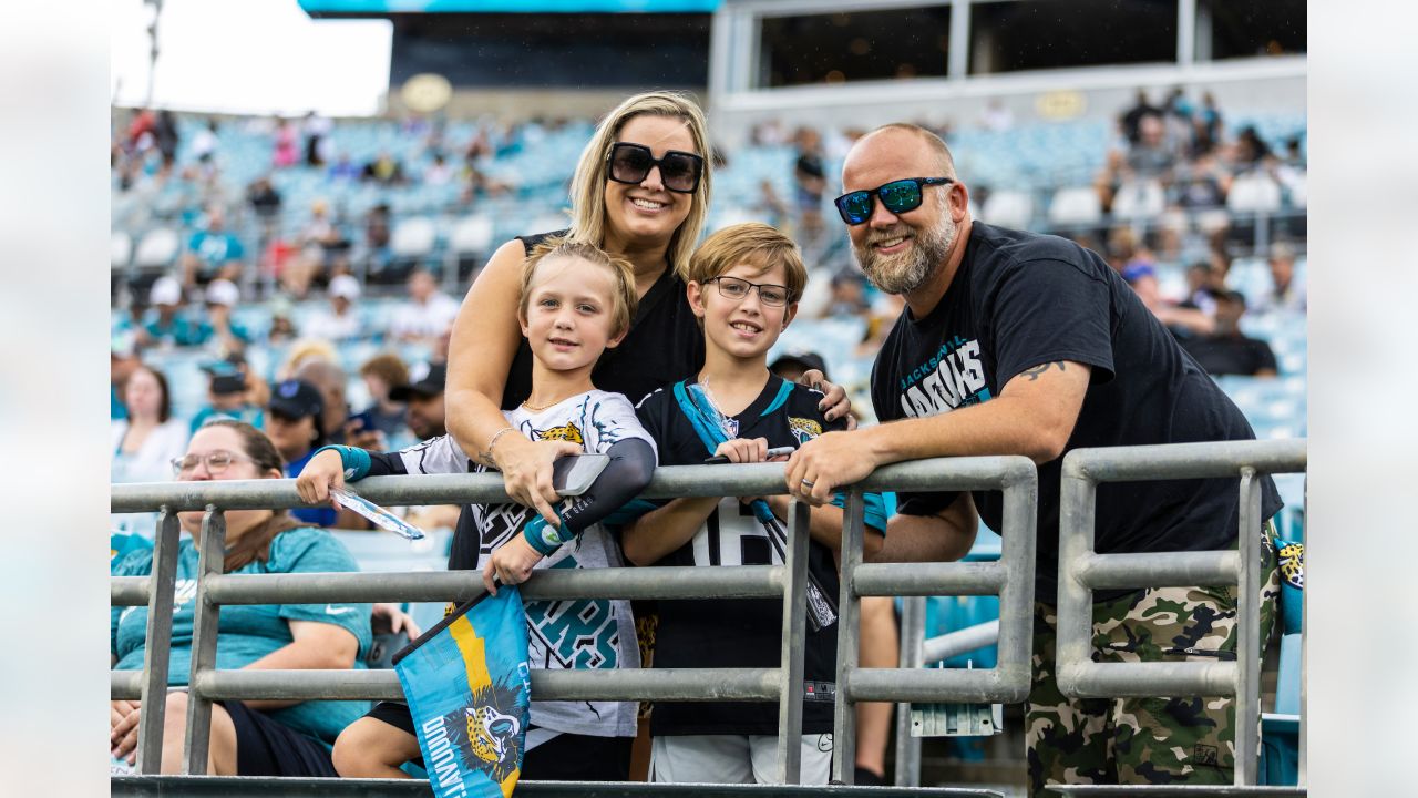 PHOTOS  Jaguars fans caught on camera