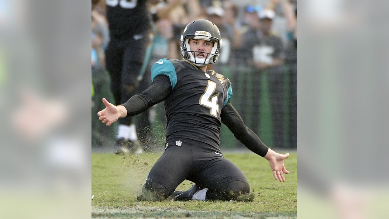 Jacksonville Jaguars kicker Josh Lambo practices before an NFL football  game, Sunday, Oct. 20, 2019, in Cincinnati. (AP Photo/Gary Landers Stock  Photo - Alamy