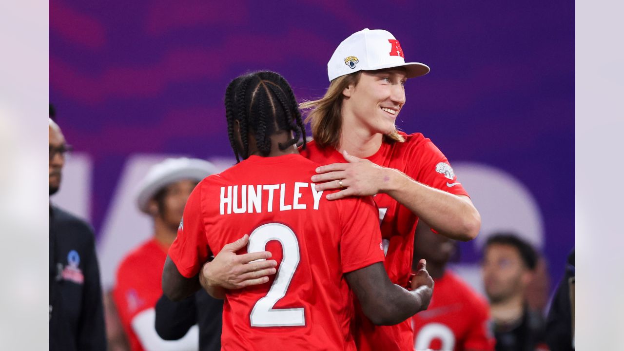 Jacksonville Jaguars quarterback Trevor Lawrence named to 2023 Pro Bowl -  Big Cat Country