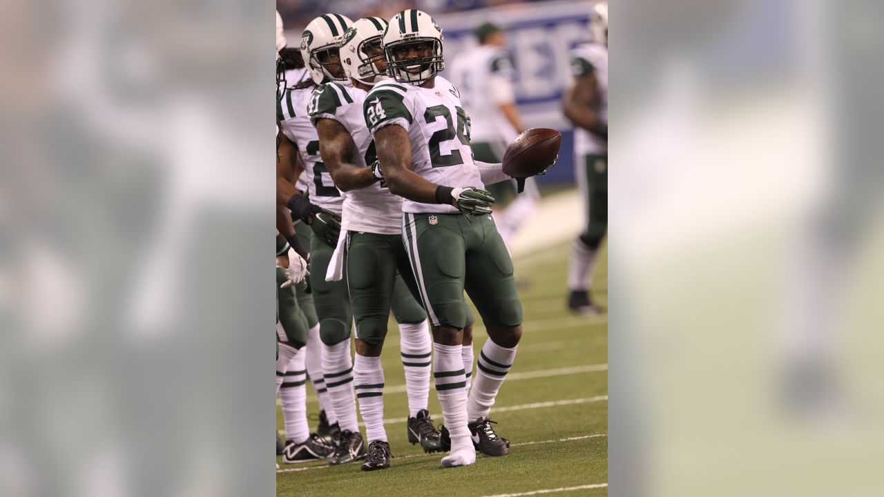 Former Pro Bowl cornerback Darrelle Revis announces retirement - ABC7 New  York