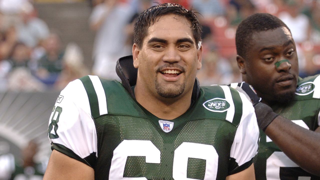 New York Jets - Wishing Kevin Mawae a happy birthday!