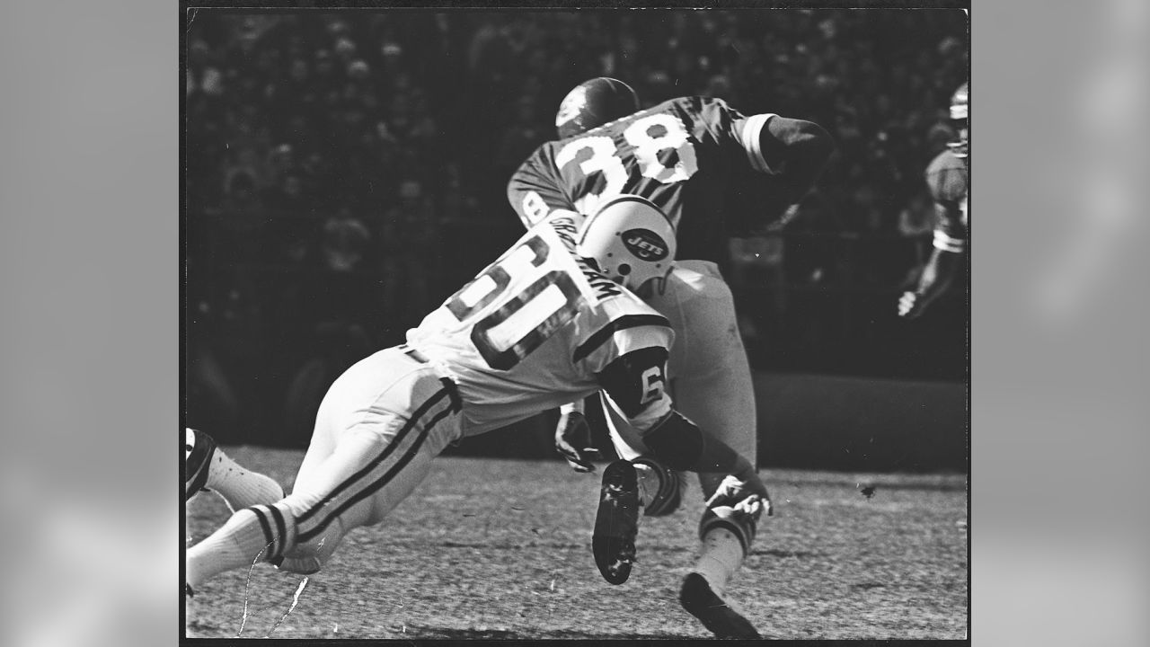 Larry Grantham, defensive captain of Super Bowl champion Jets, dies at 78