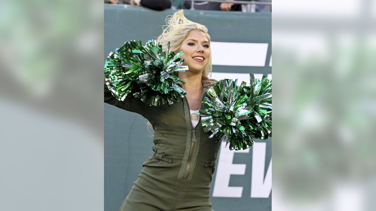 FC Cheerleader of the Week: Emma