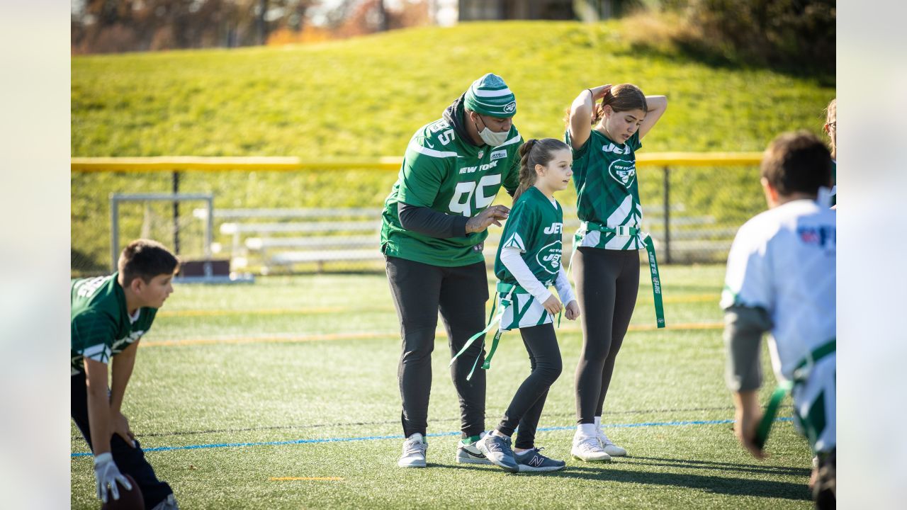 Jets Players Help Coach Play 60 Flag Football Program with Local Sixth  Graders