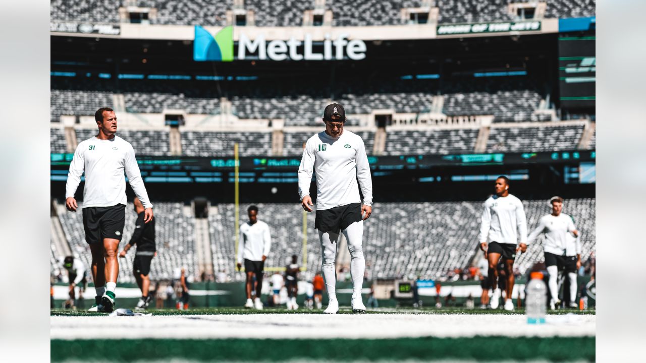 Jets vs. Patriots: Great Day for a Home Opener at MetLife Stadium