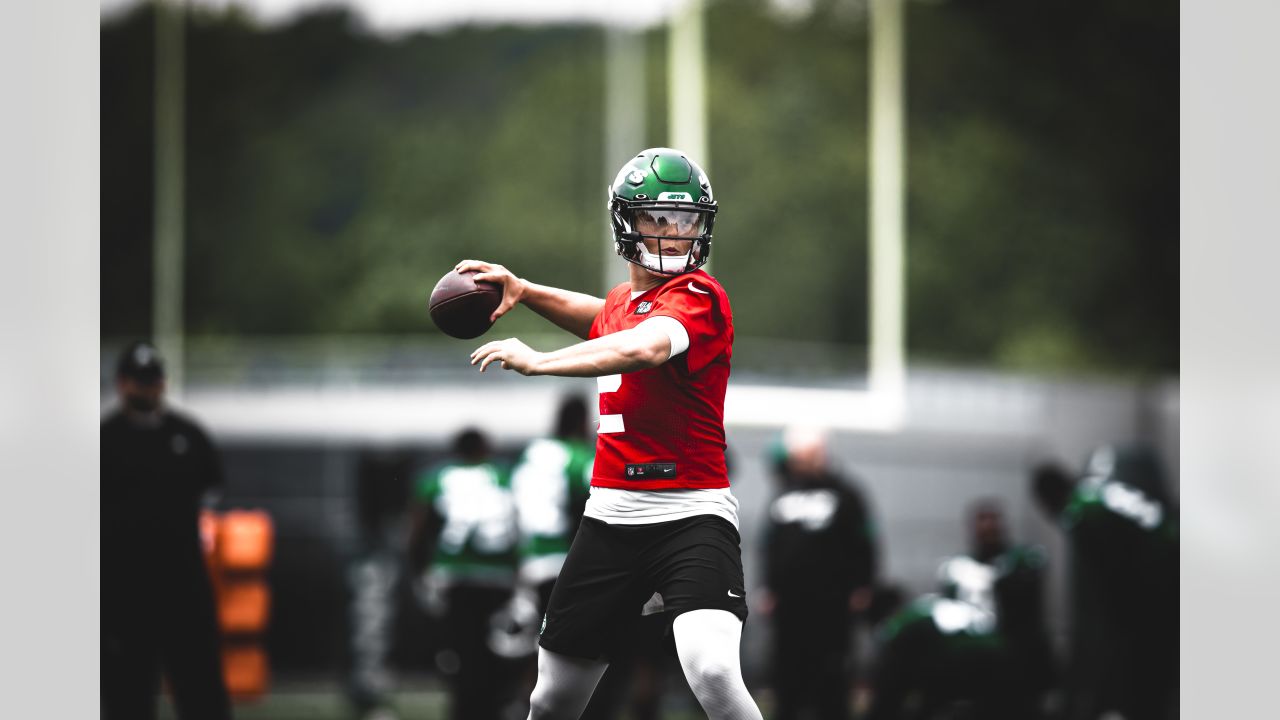 NY Jets: Zach Wilson the leader is already impressing fellow rookies