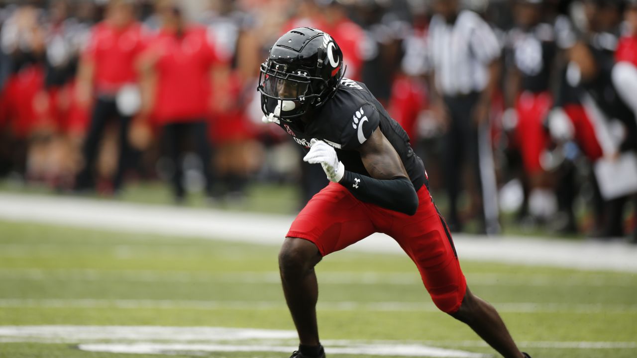 Cincinnati Football on X: With the fourth pick in the 2022 #NFLDraft, the  @nyjets select @iamSauceGardner‼️ #Bearcats