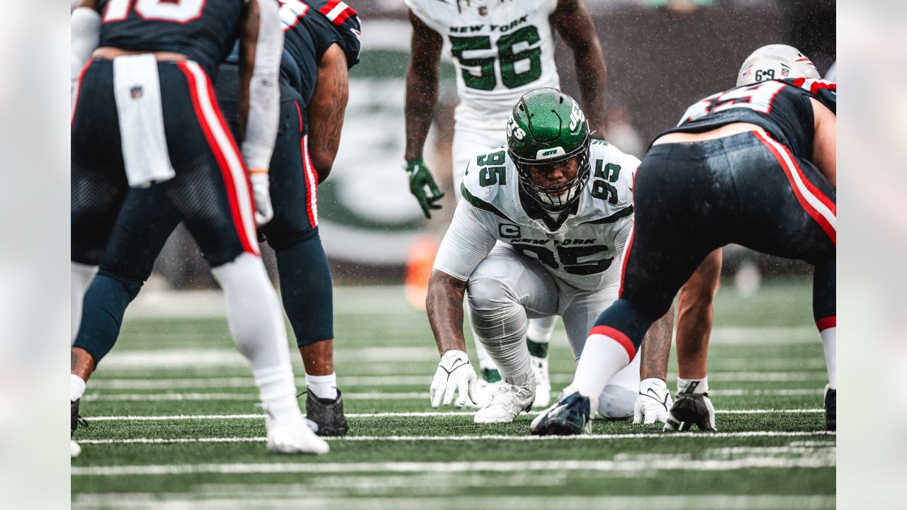 What Did Jets OL Mekhi Becton, Alijah Vera-Tucker Say After Their First  Game at New O-Line Positions?