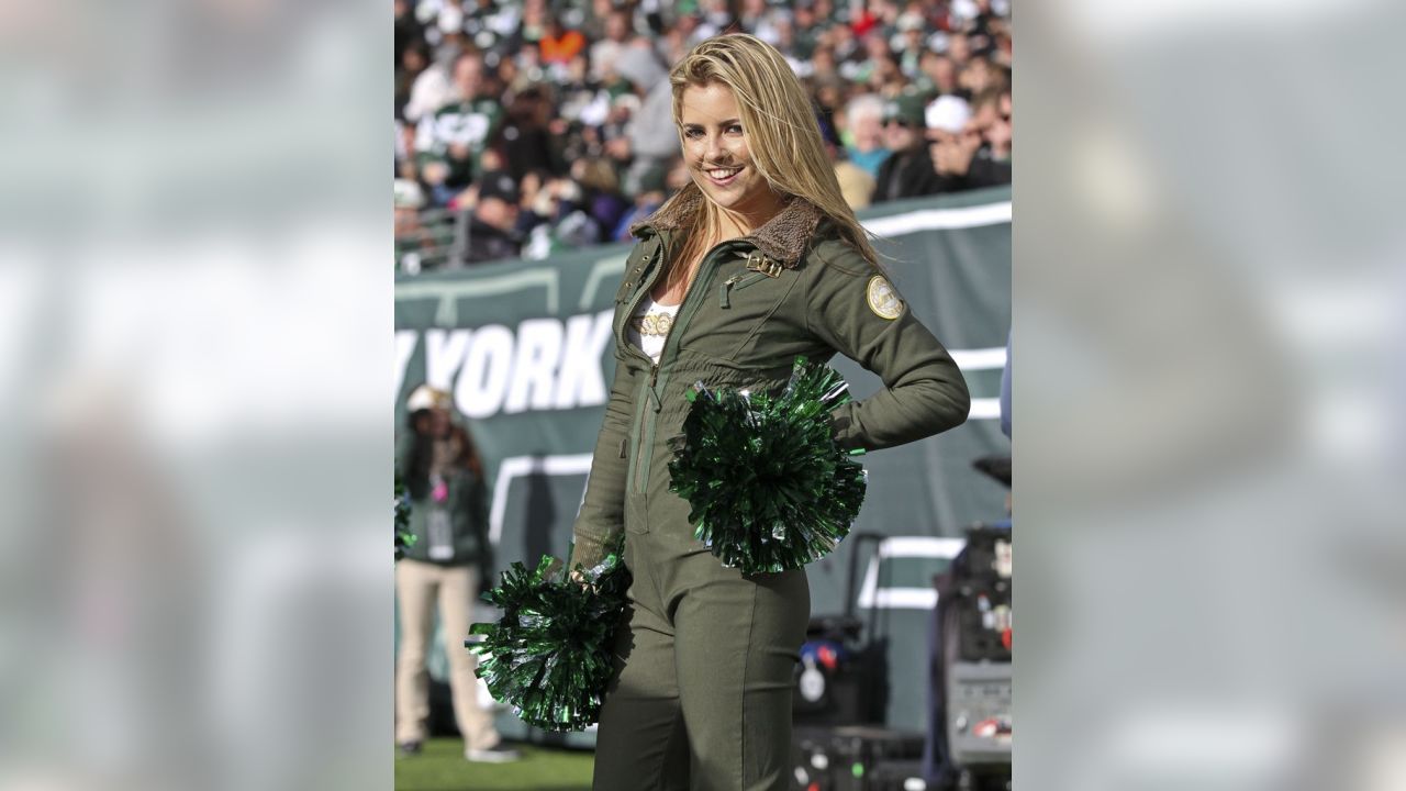 Flashback Friday – New York Jets Flight Crew Cheerleader Tara