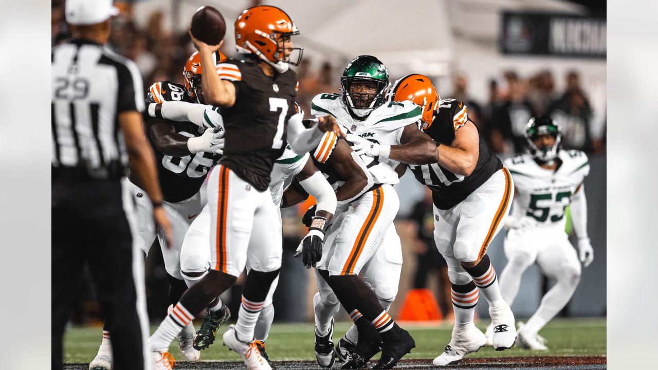 Cleveland Browns 21, New York Jets 16: The Hall of Fame Game Did Indeed  Happen - Bleacher Nation