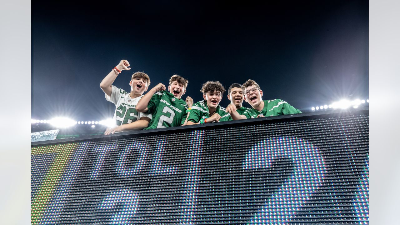 The Best Images of Jets Fans at MetLife Stadium for the Preseason