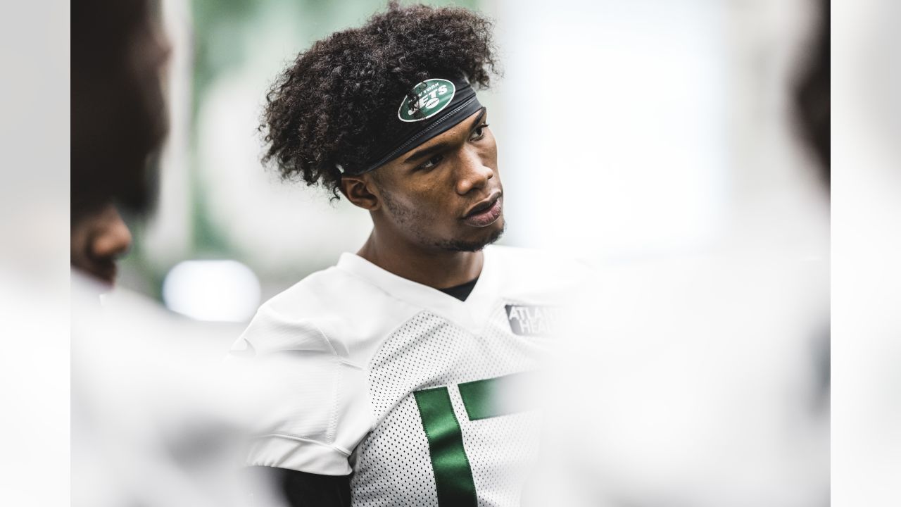 New York Jets linebacker Sherrod Greene (32) in action during the team's  NFL football rookie minicamp, Friday, May 5, 2023, in Florham Park, N.J.  (AP Photo/Rich Schultz Stock Photo - Alamy