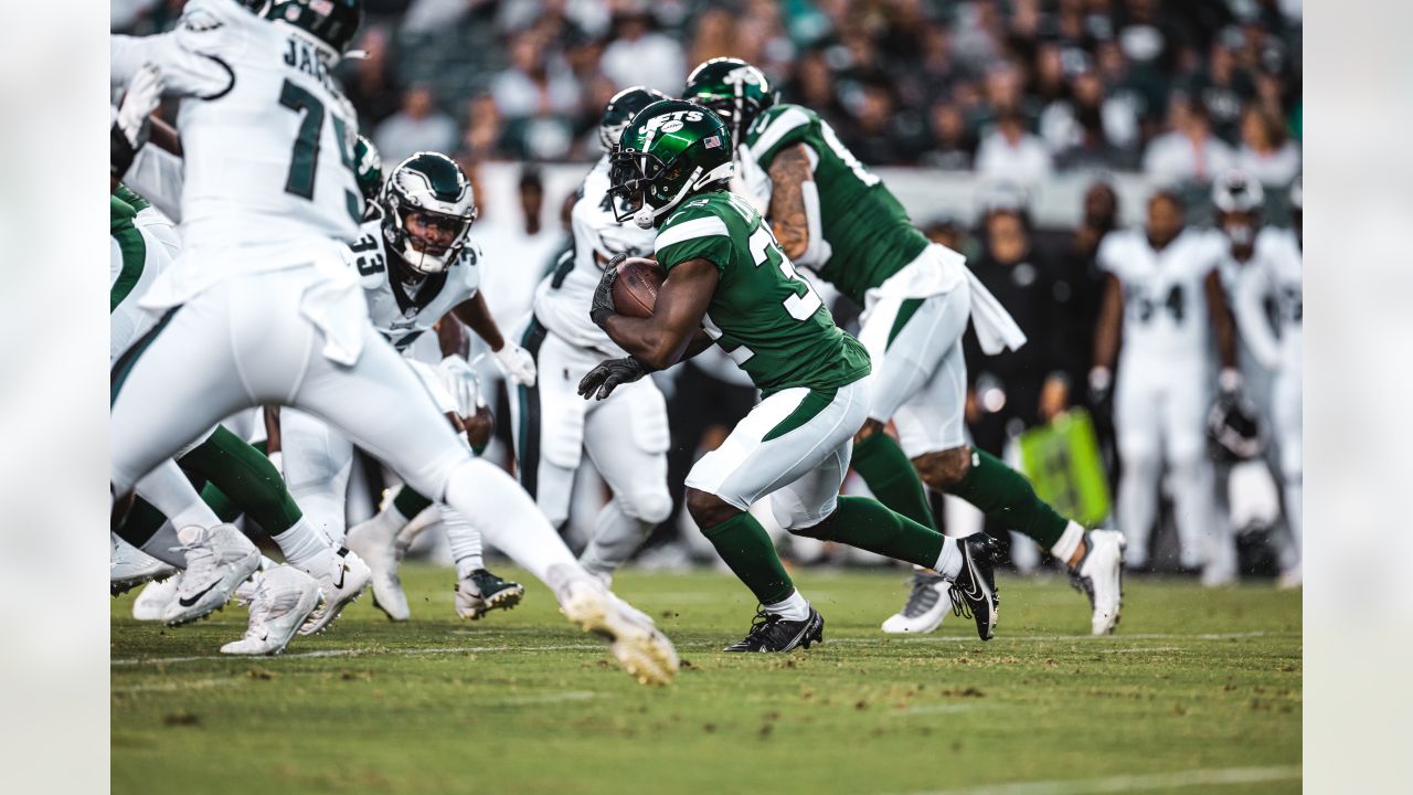 Jets-Eagles Game Recap  QB Zach Wilson Injures Knee in Preseason-Opening  Win in Philadelphia