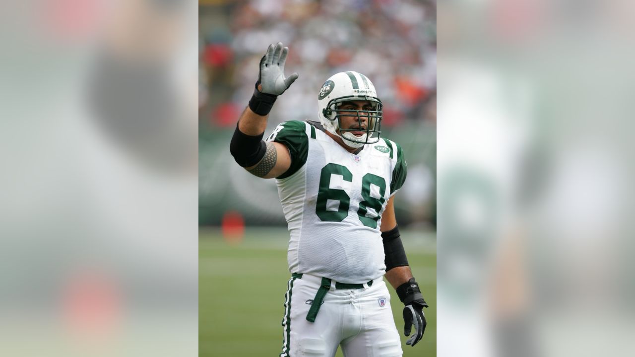 New York Jets - Wishing Kevin Mawae a happy birthday!