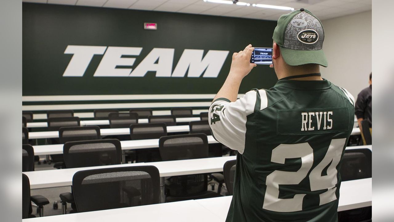 Charitybuzz: 4 Coaches Club Tickets to a NY Jets Regular Season Home Game  This December