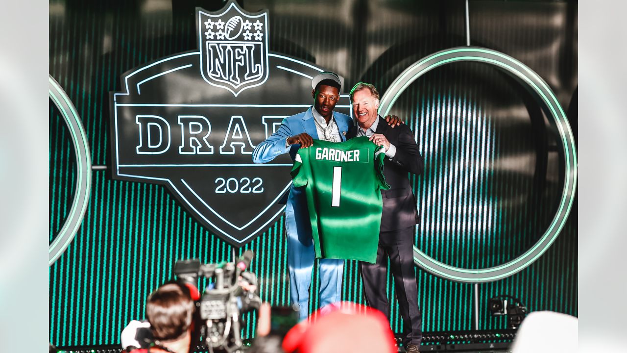 New York Jets land CB Ahmad 'Sauce' Gardner, WR Garrett Wilson, DE Jermaine  Johnson in first round of 2022 NFL draft - ABC7 New York