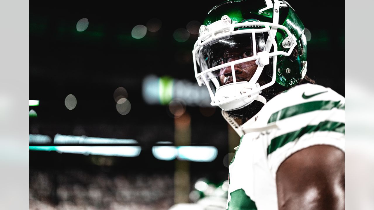 Pregame Photos  Jets vs. Bills on Monday Night Football at MetLife Stadium