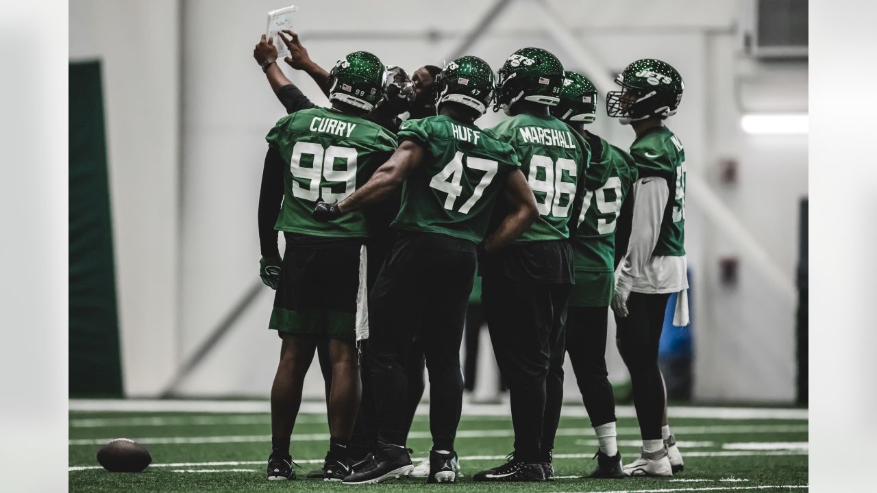 Alijah Vera-Tucker: Jets' Swiss Army Knife on the Offensive Line