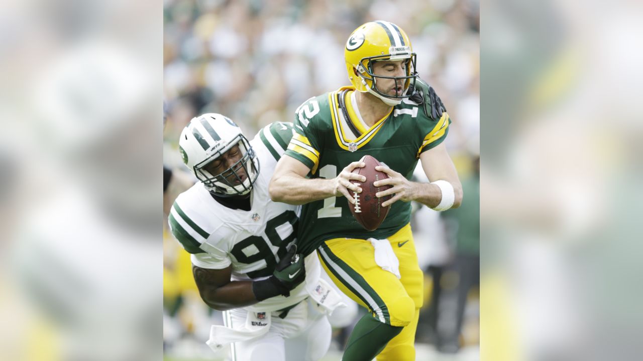 7 Points: Darnold & the Jets Tackle Rodgers & the Packers