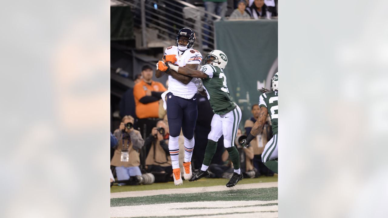 Martellus Bennett makes an athletic touchdown catch (Week 8, 2014) 