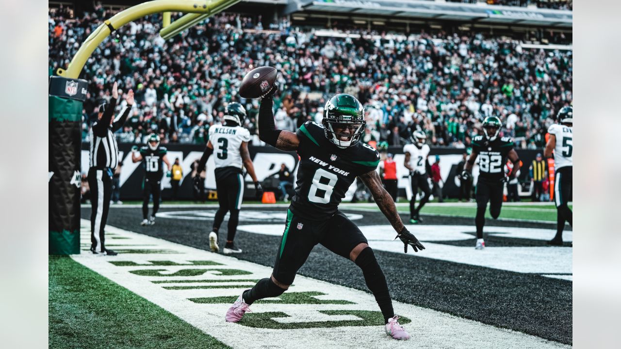 See photos of Philadelphia Eagles game against the New York Jets — NFL,  Week 13