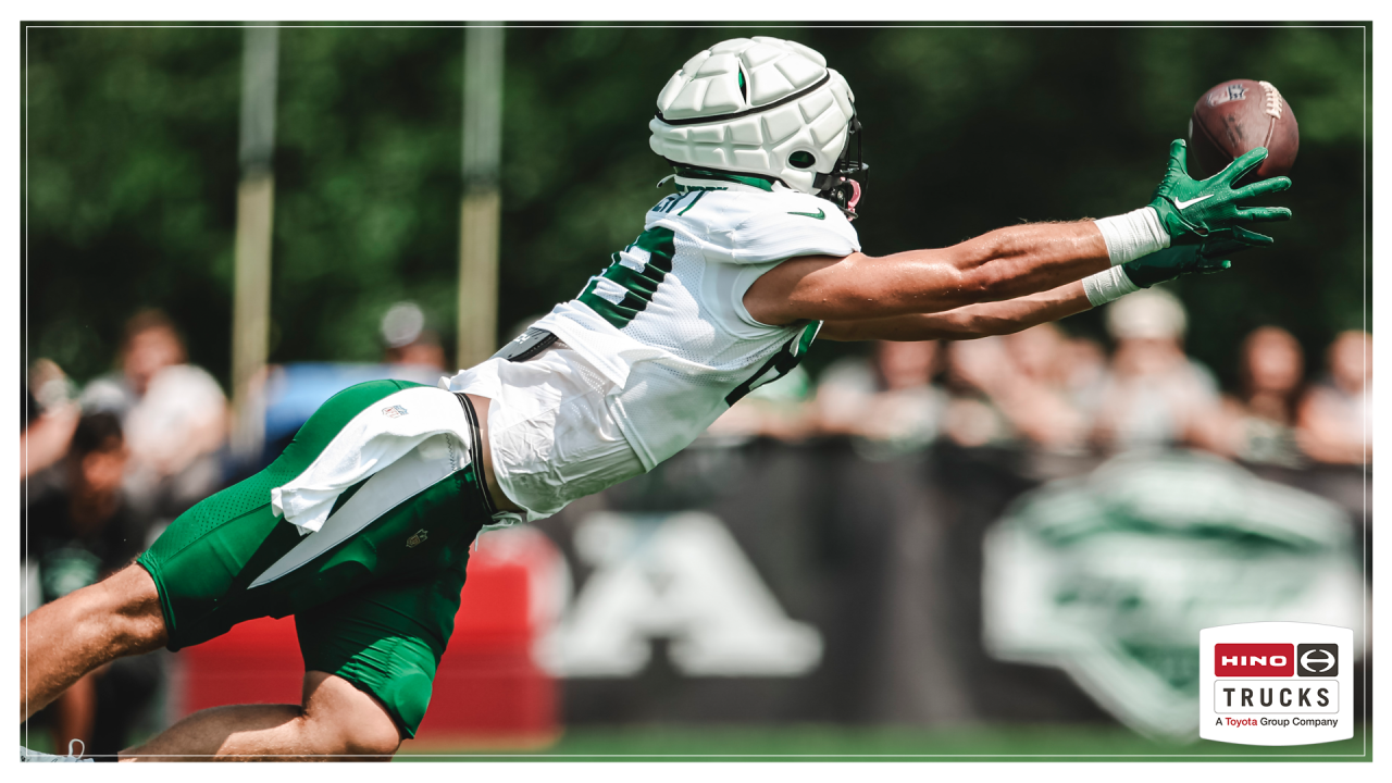 Jeremy Ruckert on the field and in the boxscore for the Jets in