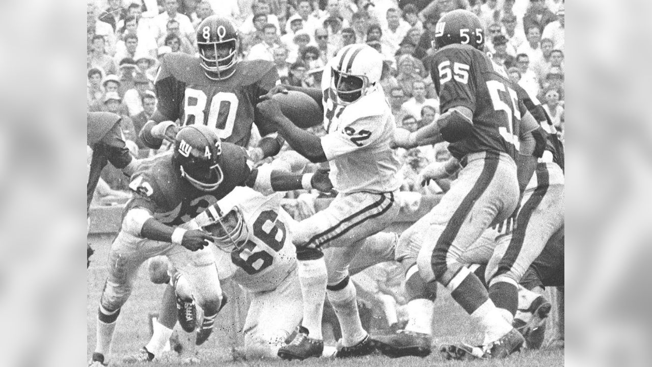 EMERSON BOOZER - NEW YORK JETS '67 - Type 1 NFL 8x10 B&W Press photo 5.20*  |