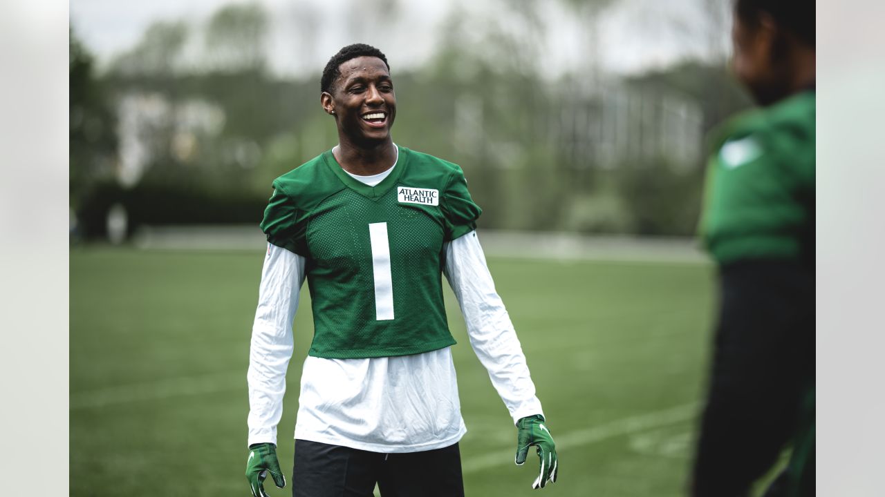 Jets Rookie CB Sauce Gardner Isn't Getting Targeted, Which Is Why You  Should Target Him at 10/1 Odds to Win NFL DROY in 2022