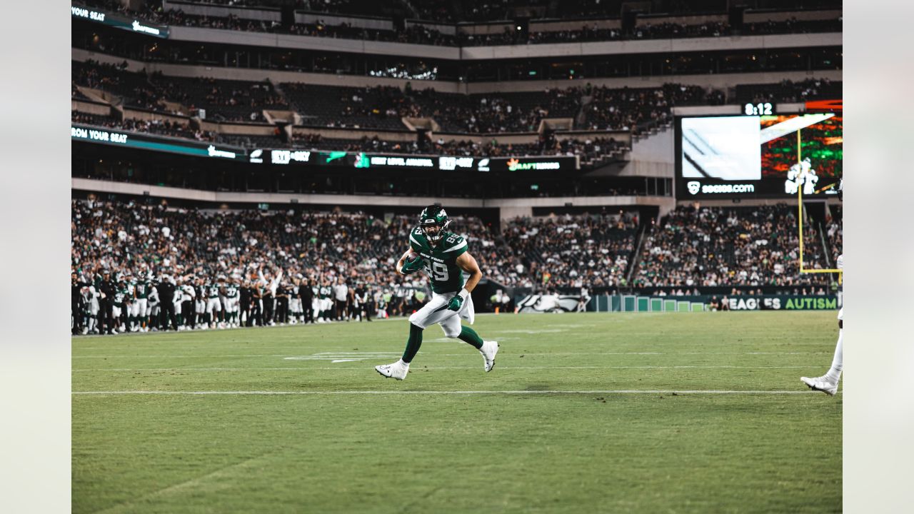 Jets-Eagles Game Recap  QB Zach Wilson Injures Knee in Preseason-Opening  Win in Philadelphia